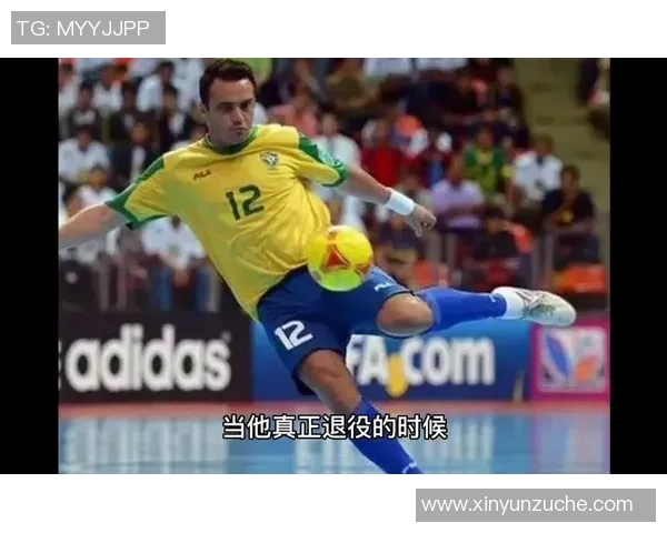 足球球星亲自示范如何高效练习射门技巧提升比赛表现