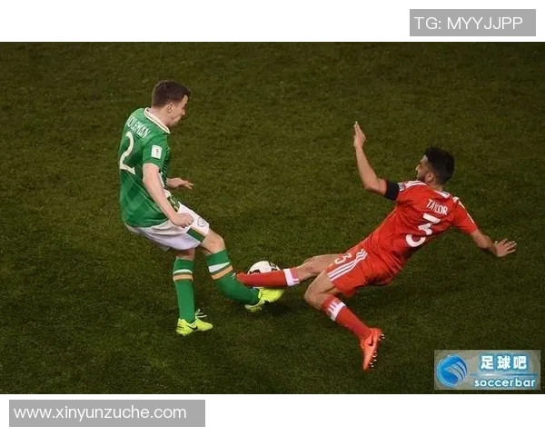 油画风格再现足球传奇人物激情瞬间 展现运动之美与英雄气概 油画风格再现足球传奇人物激情瞬间 展现运动之美与英雄气概